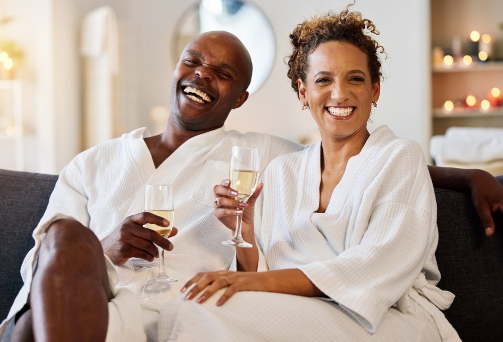 Balancing Independence and Togetherness in Relationships